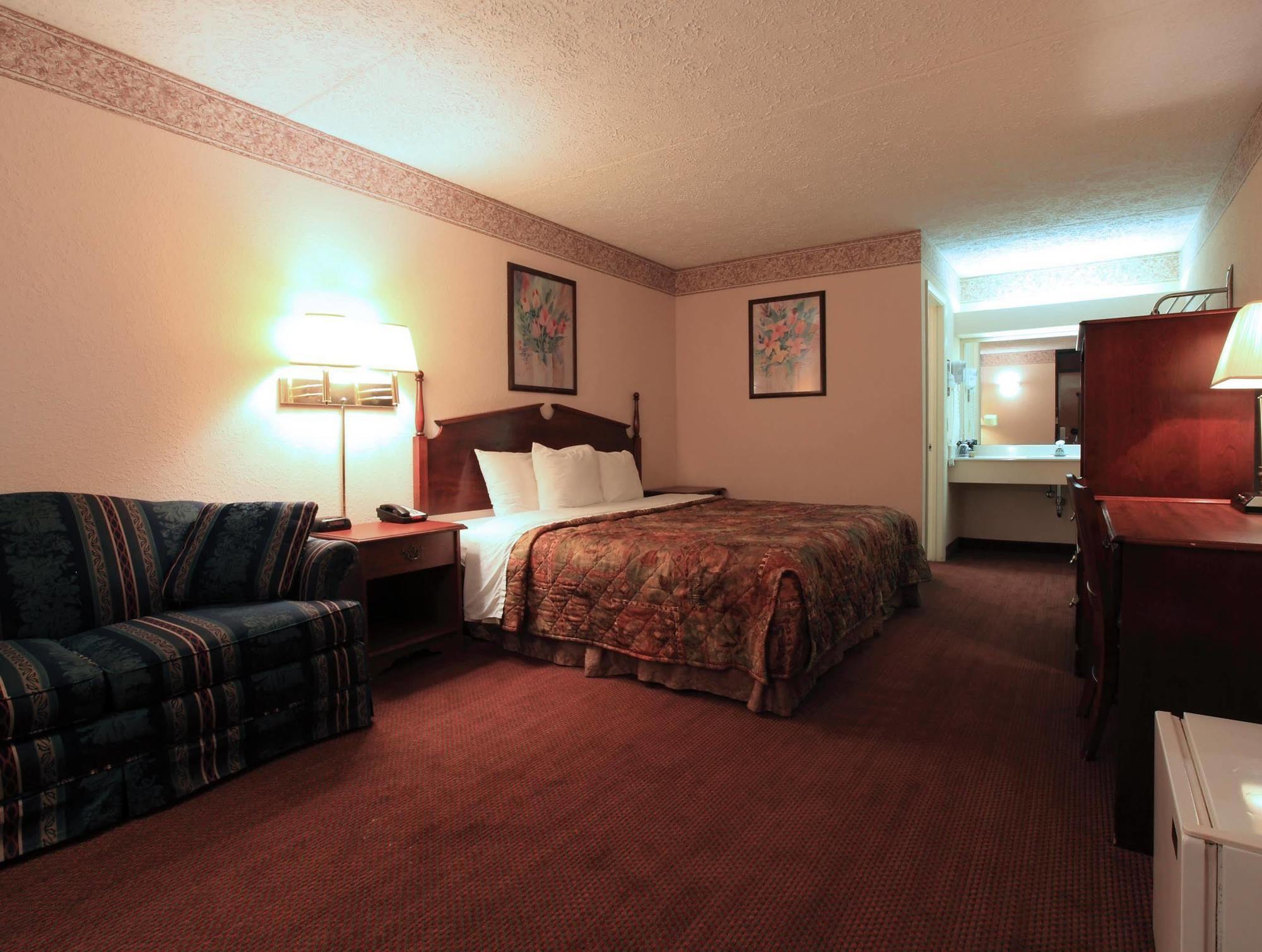 Americas Best Value Inn North Capital Raleigh Bagian luar foto